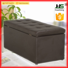 Chaise moderne en cuir ottoman